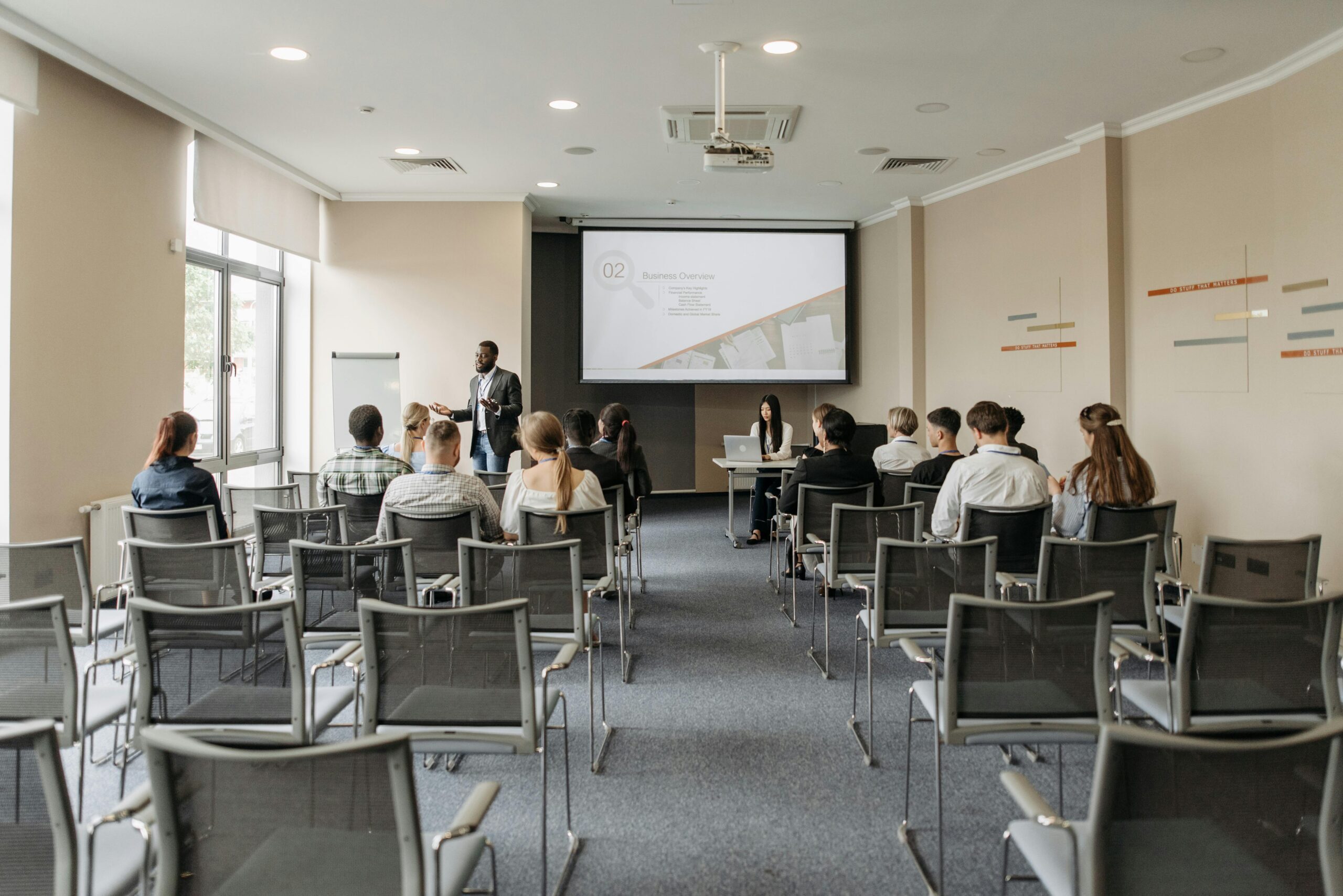 The Role of Team Building in Employee Training Programs