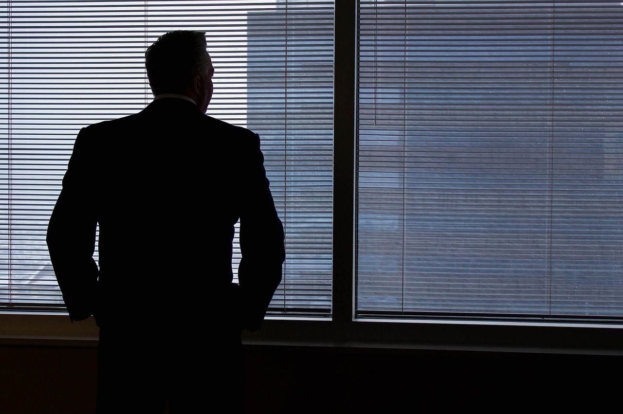 11 Ways to Combat the Epidemic of Loneliness at Work