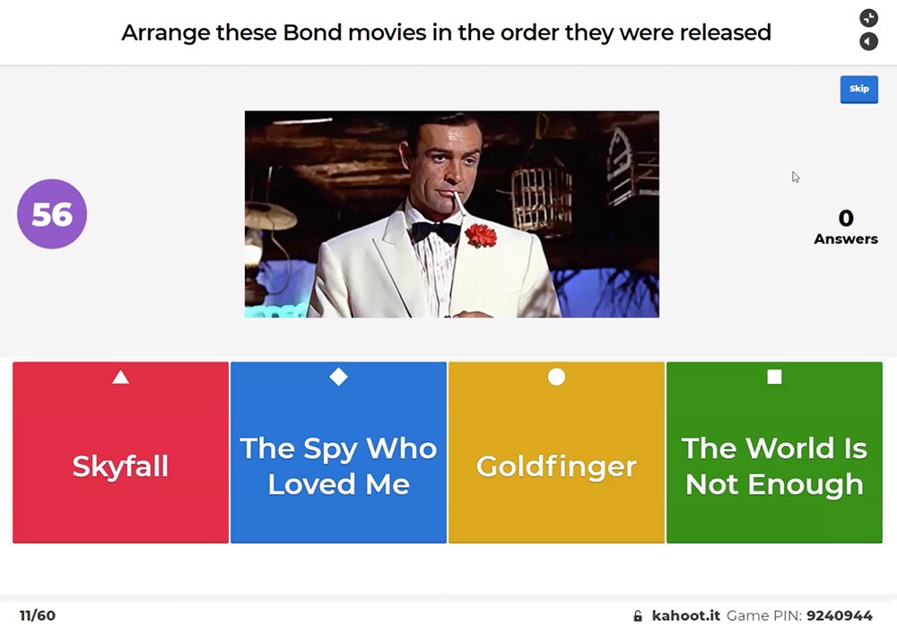 A picture of a man in a tuxedo.